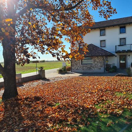 Agriturismo Residence Caporale Remanzacco Bagian luar foto