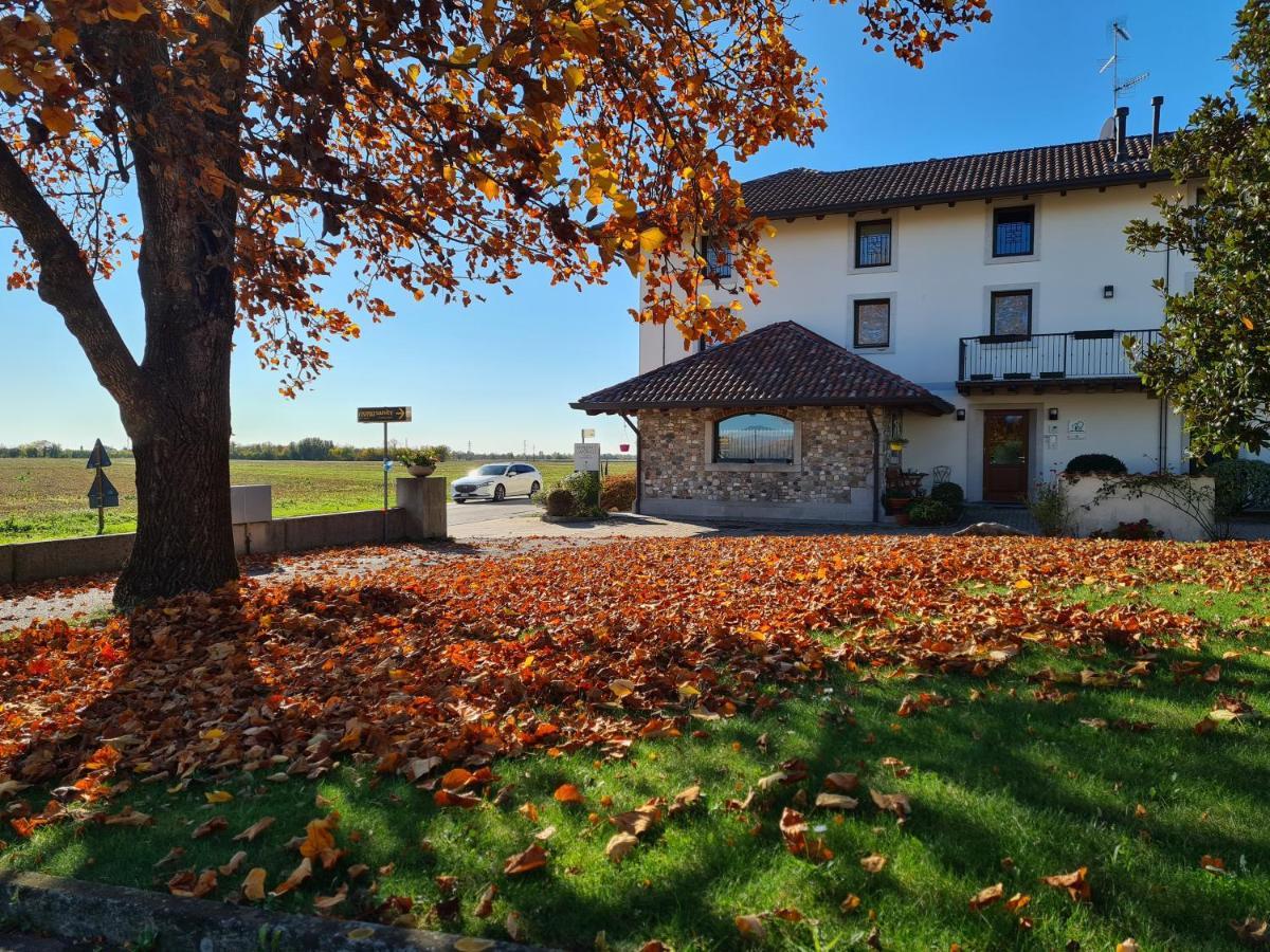 Agriturismo Residence Caporale Remanzacco Bagian luar foto